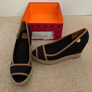 Tory Burch Majorca Wedge 7.5 BRAND NEW IN BOX